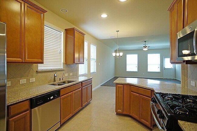 Building Photo - 17923 Alora Springs Trace