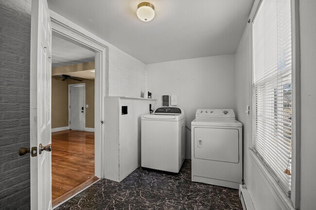 Building Photo - 9120 Granby St