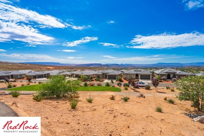 Building Photo - Modern 3 Bedroom Single-Level Home in Vill...