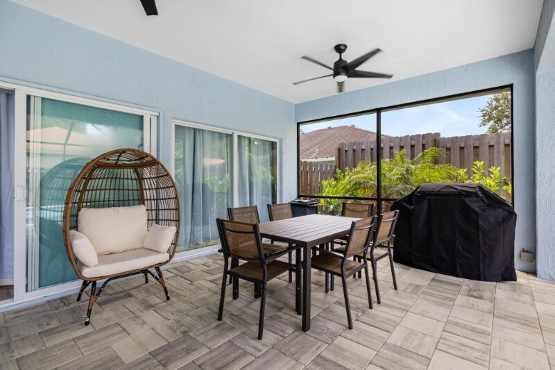 Building Photo - 4360 Iola Dr