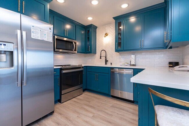 Building Photo - 27100 Perdido Beach Blvd