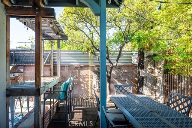 Building Photo - 12543 Hartland St