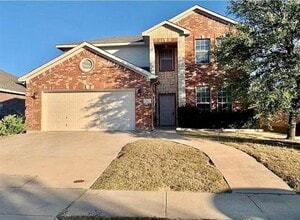 Building Photo - 420 Sandy Creek Dr