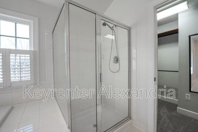 Building Photo - 13568 Heritage Farms Dr