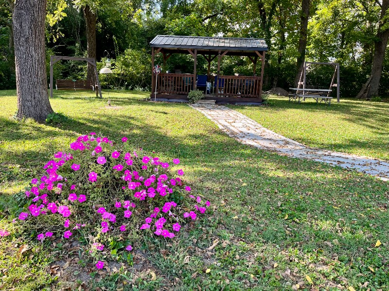 Building Photo - 105 Freeman Green Dr