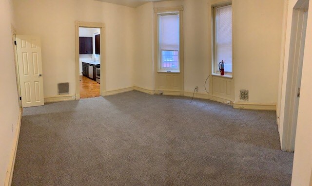 Building Photo - 4021 Pine St