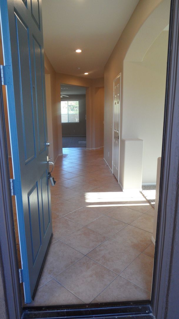 Building Photo - Single Story 4 BR 2.5 BA  Home On Cul-de-sac With 3 Car Attached Garage