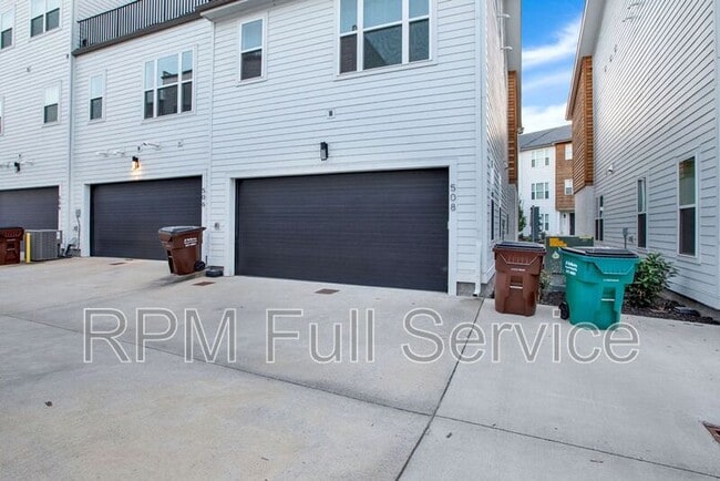 Building Photo - 508 Vernon Cir