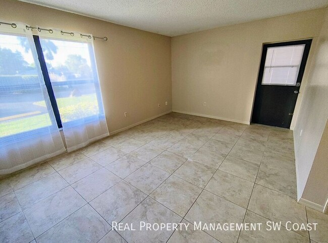 Building Photo - 12471 McGregor Blvd