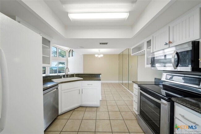 Building Photo - 1043 Barbara Dr