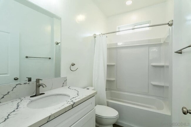 Building Photo - 2077 Grove Ave