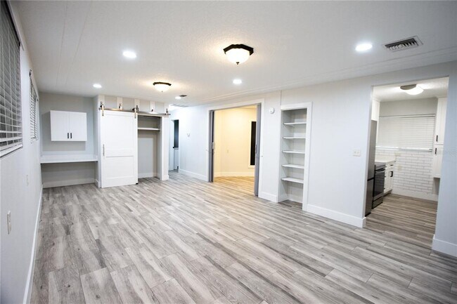 Building Photo - 111 E 143rd Ave