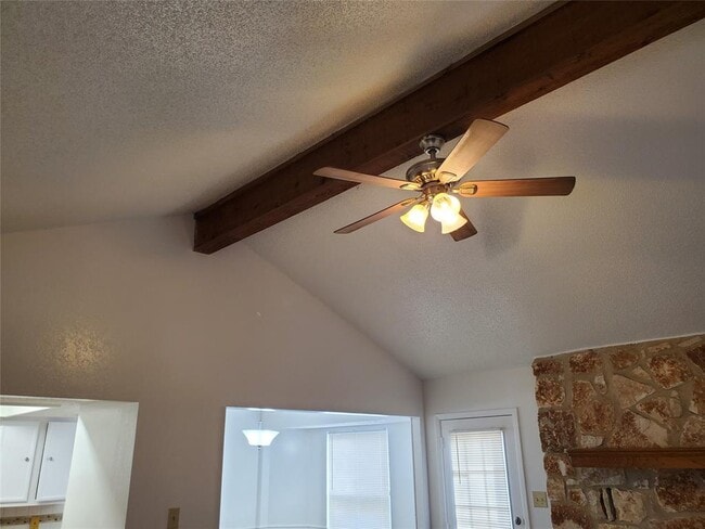 Building Photo - 907 Fairway Green Cove