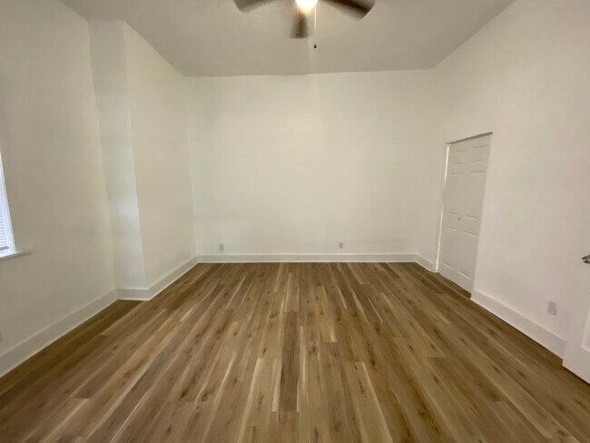 Building Photo - 519 N 20th St