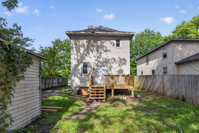 Building Photo - 1510 N Grant Ave
