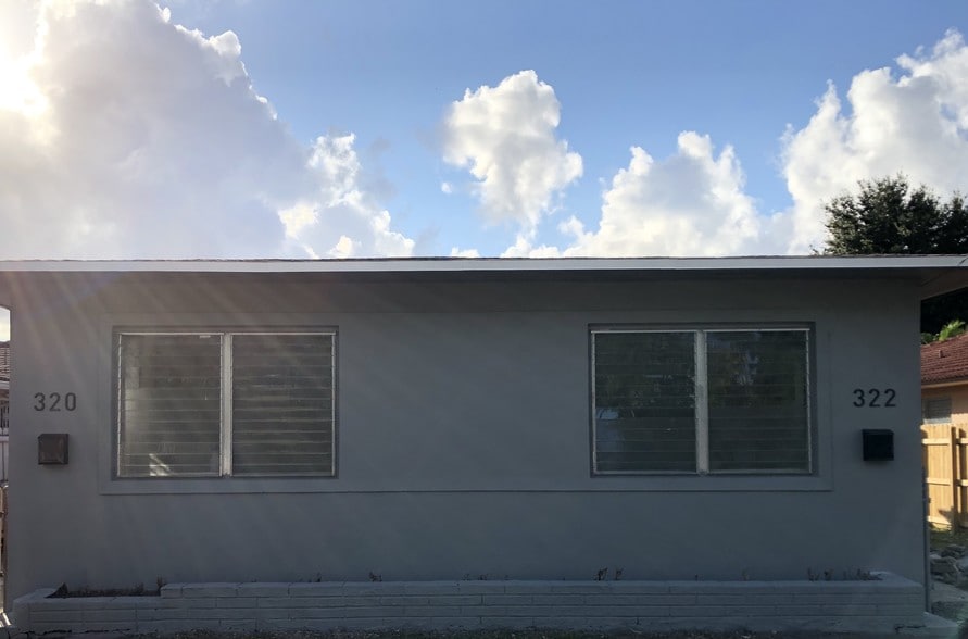 Front of Duplex - 320 NW 34th Ave