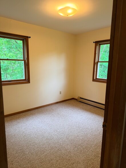 Building Photo - 99 Shirley Cir