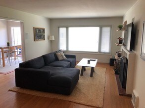 Building Photo - 70 Heather Ave