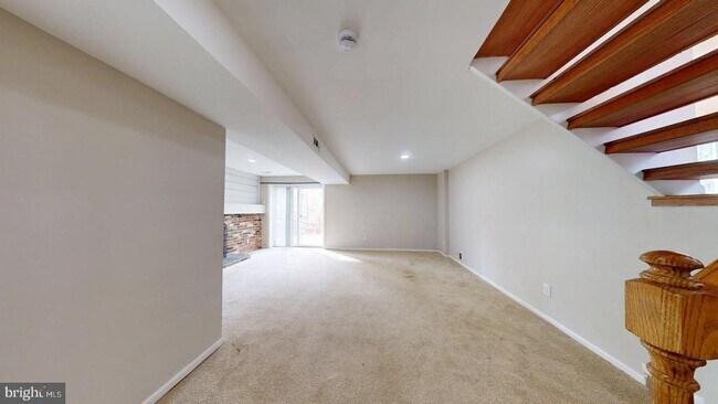 Building Photo - 12043 Stoneford Dr