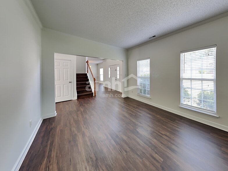 Building Photo - 4763 Asherton Pl NW