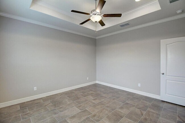 Building Photo - 7530 Sable Creek Dr
