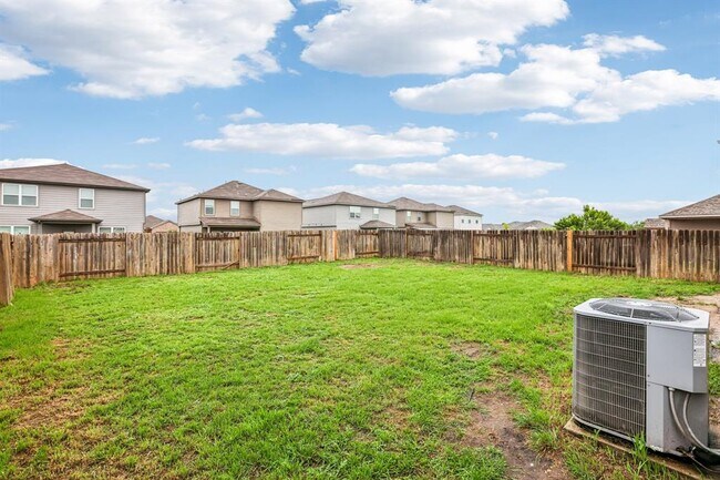 Building Photo - 117 Cherry Tree Ln