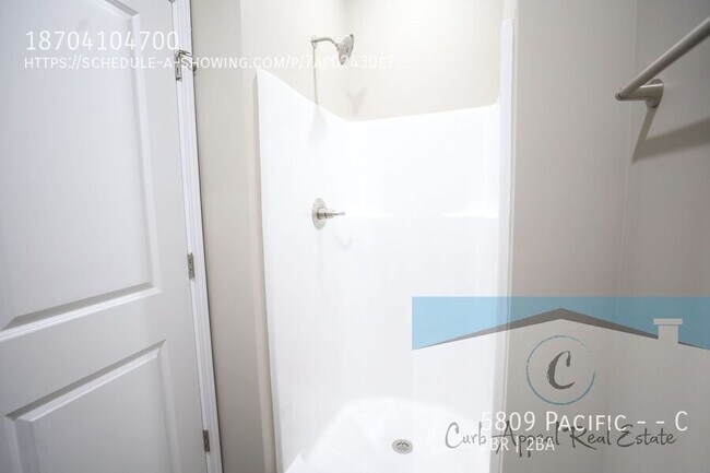 Building Photo - 5809 Pacific -