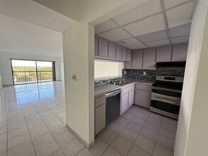 Building Photo - 10145 NW 9th St Cir