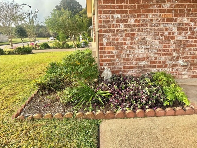 Building Photo - 2934 Field Line Dr