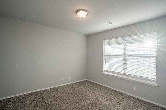 Building Photo - New Build Simmons Home and RARE - 4 Bedroom Owasso home
