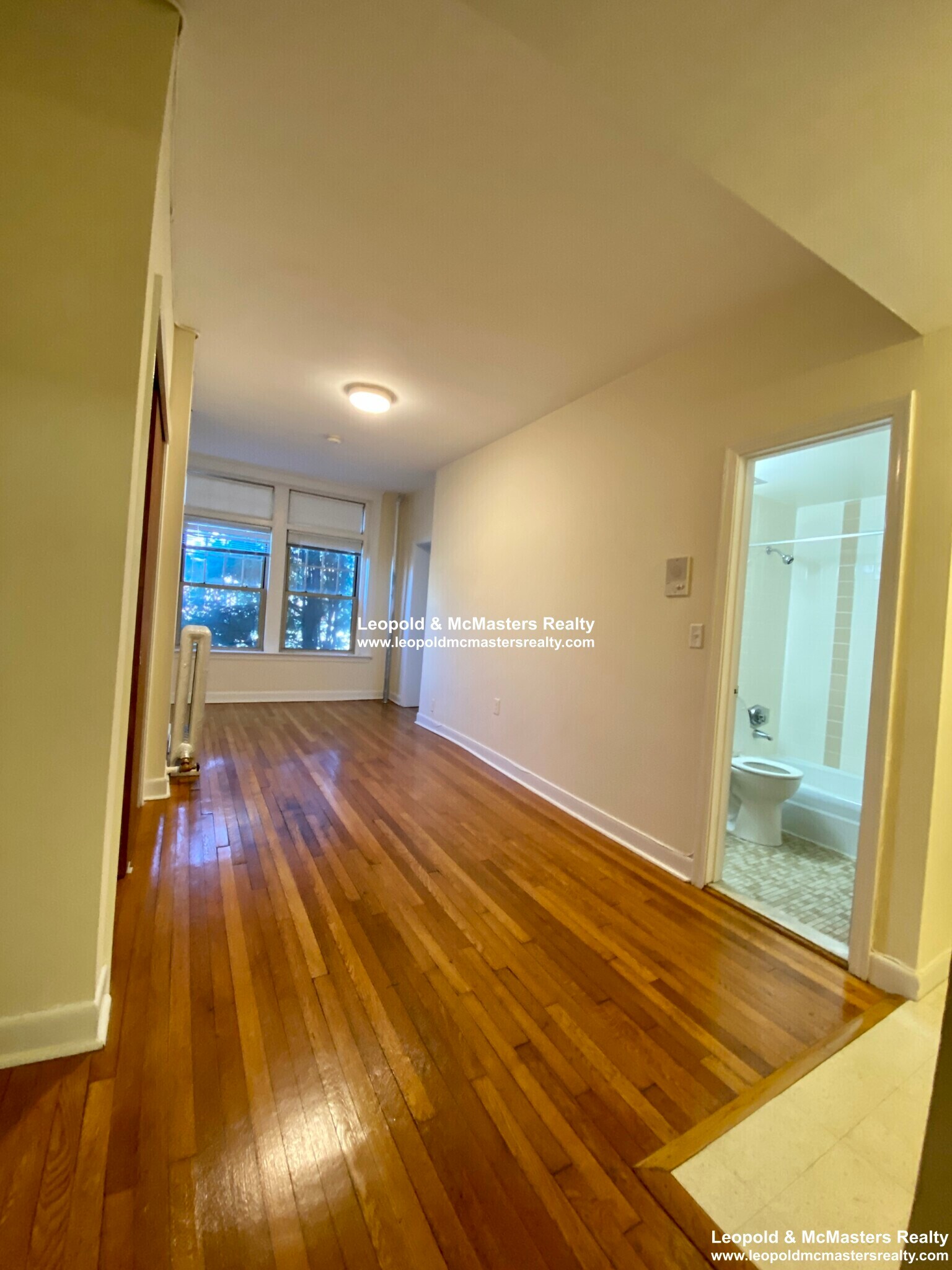 Building Photo - 177 Beacon St