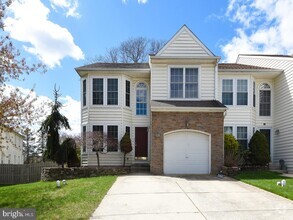 Building Photo - 102 Marielle Ln