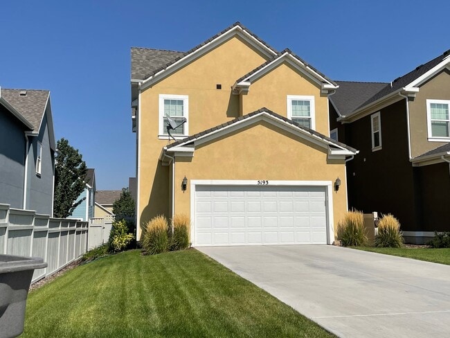 Building Photo - Great Daybreak Home Available!