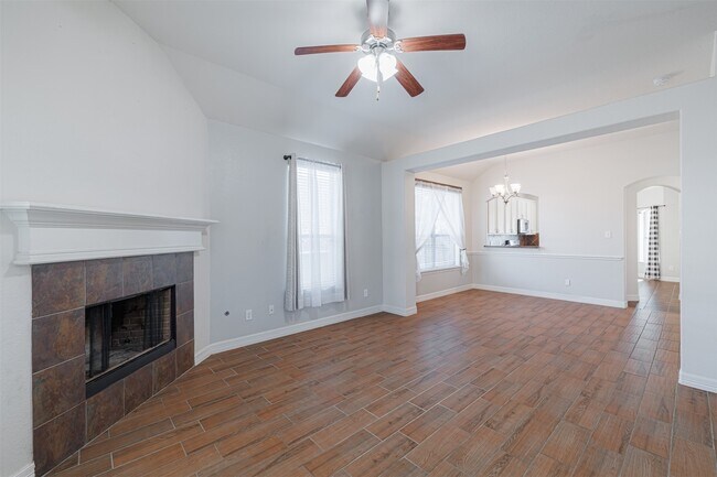 Building Photo - 7014 Durango Creek Dr