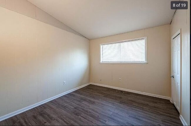 Building Photo - 4 Fulmer Ln