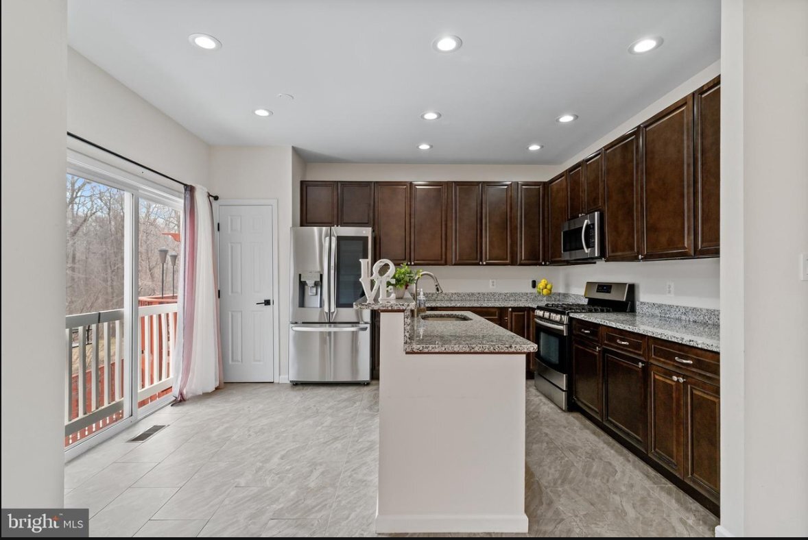 Building Photo - 13258 Maple Creek Ln