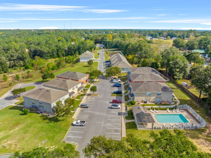 Building Photo - 730 Arbor Lake Dr