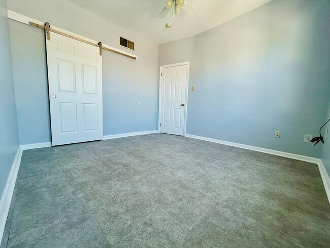 Building Photo - 8421 Bergenline Ave