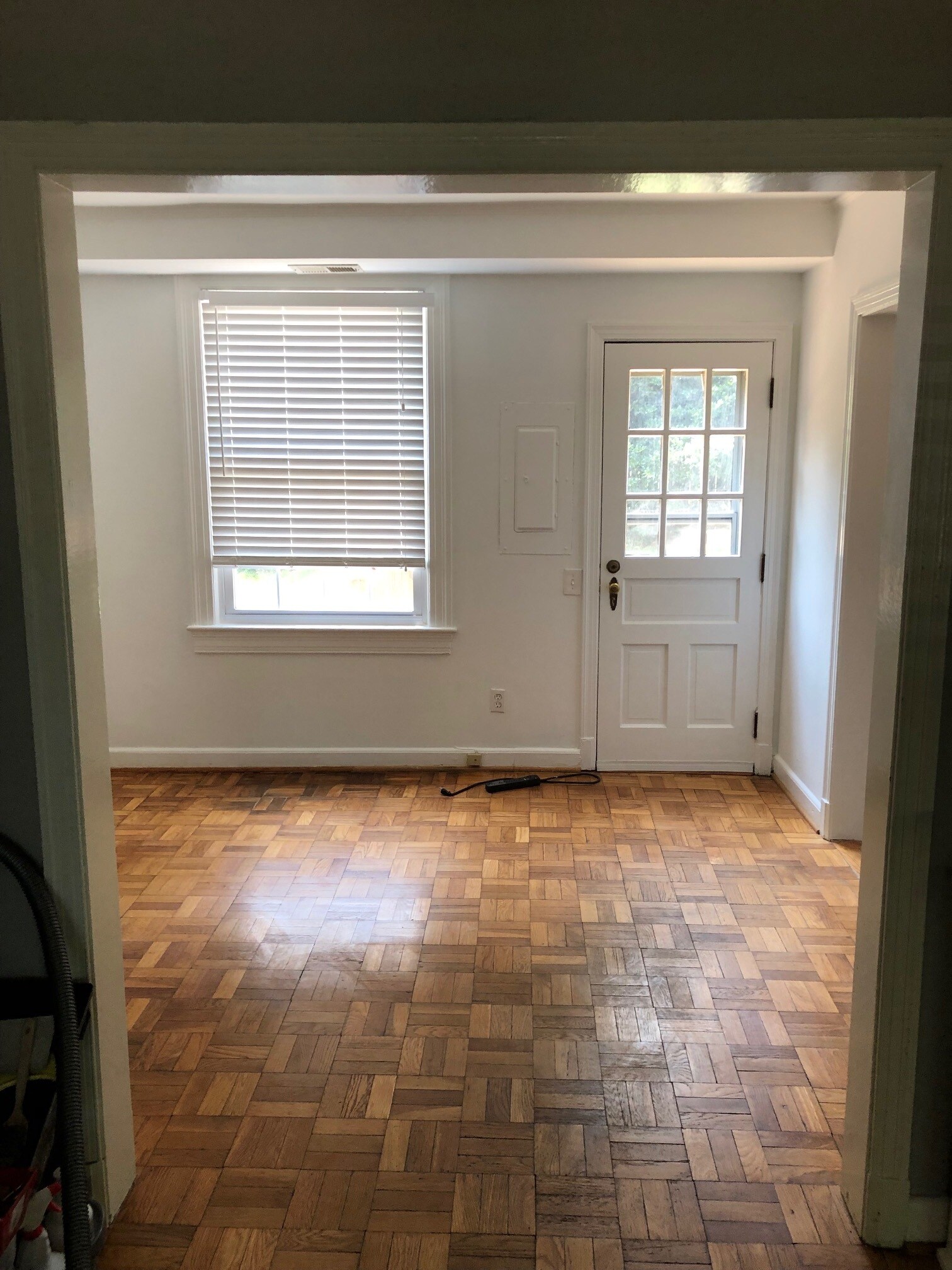 Dining Room-Utility Closet W/ W&D - 1600 S Barton St