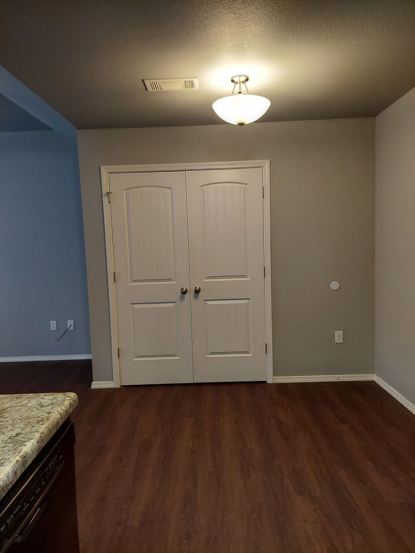 Building Photo - 2006 Ingalls Ln