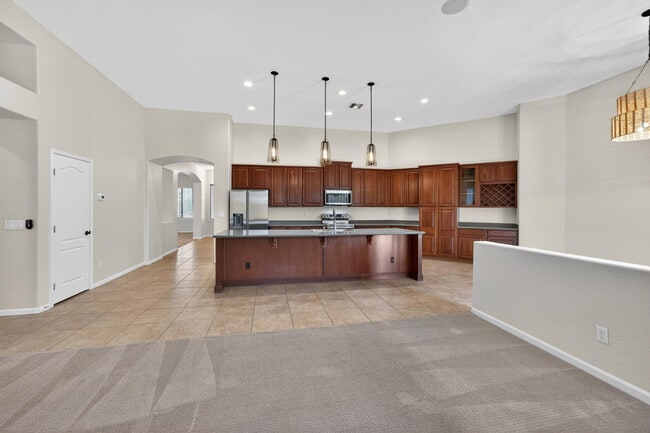 Building Photo - 4385 S Crosscreek Dr