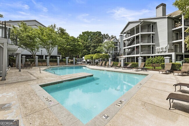 Building Photo - 210 Granville Ct