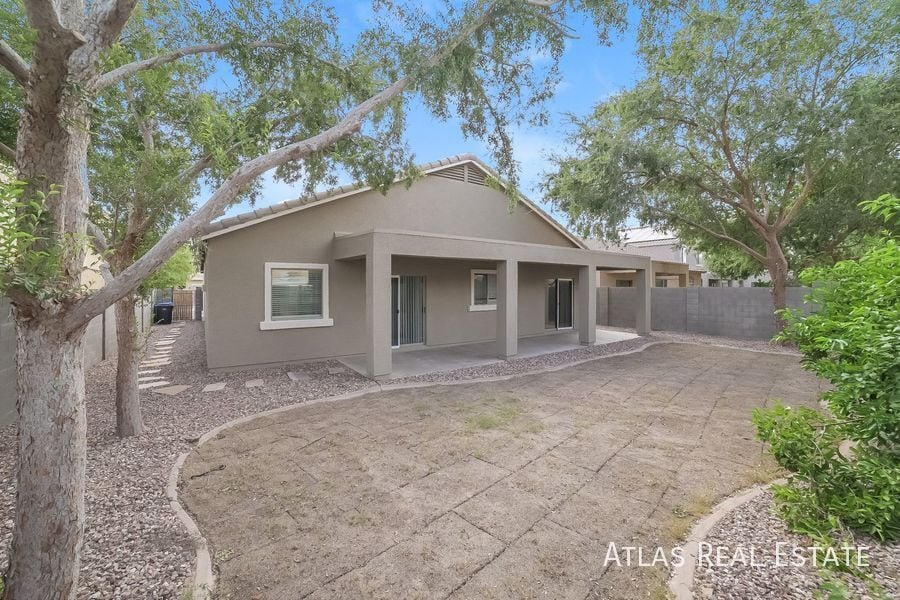 Building Photo - 17818 W Acapulco Ln