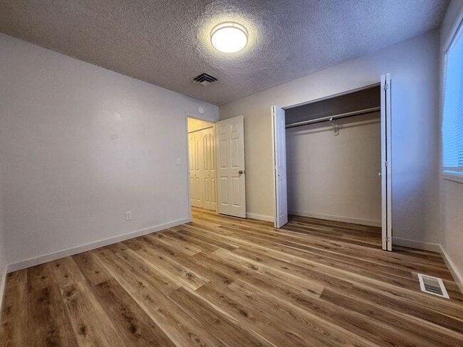Building Photo - Renovated Cozy 2-Bedroom Duplex | Move In Now – Next Month’s Rent is Waived!
