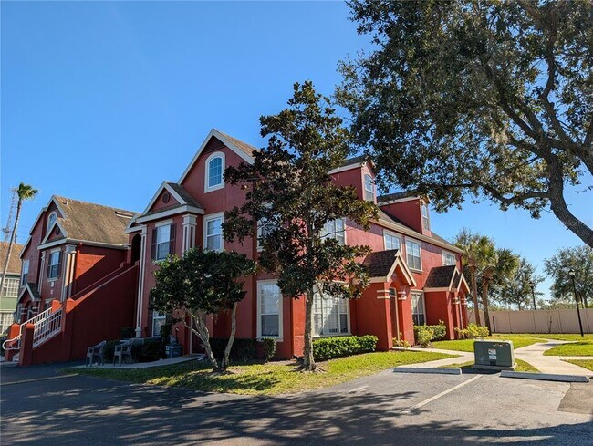 Building Photo - 10536 Windsor Lake Ct