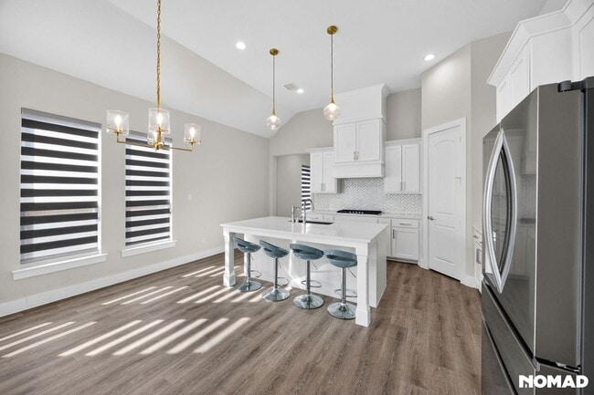 Building Photo - 1780 Dartmoor Dr