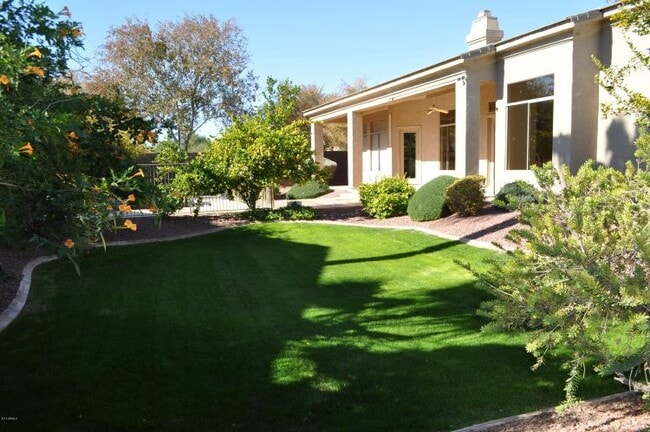 Building Photo - 1223 W Weatherby Way