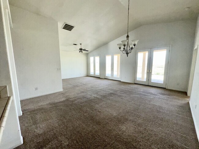 Building Photo - 20796 Village Pkwy