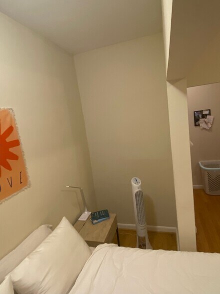 Building Photo - 38 Hemenway St