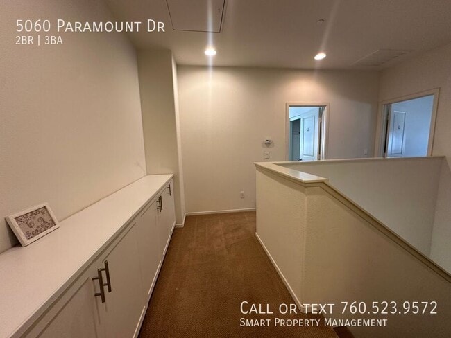 Building Photo - 5060 Paramount Dr